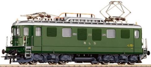 Electric locomotive Ae4/4 (3-RAIL AC)<br /><a href='images/pictures/Roco/69885.jpg' target='_blank'>Full size image</a>